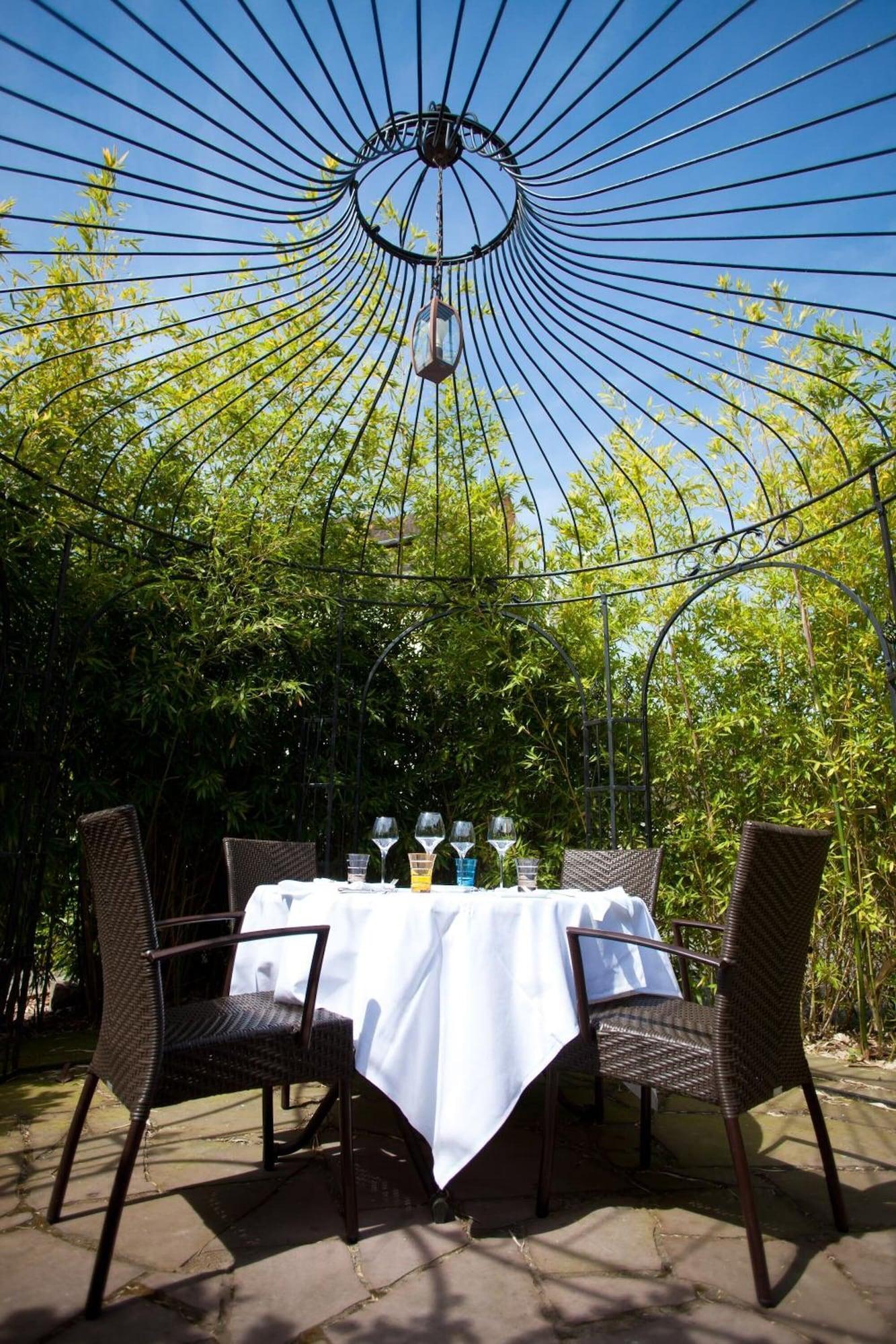 Restaurant Relais De La Poste - Strasbourg Nord Hotel La Wantzenau