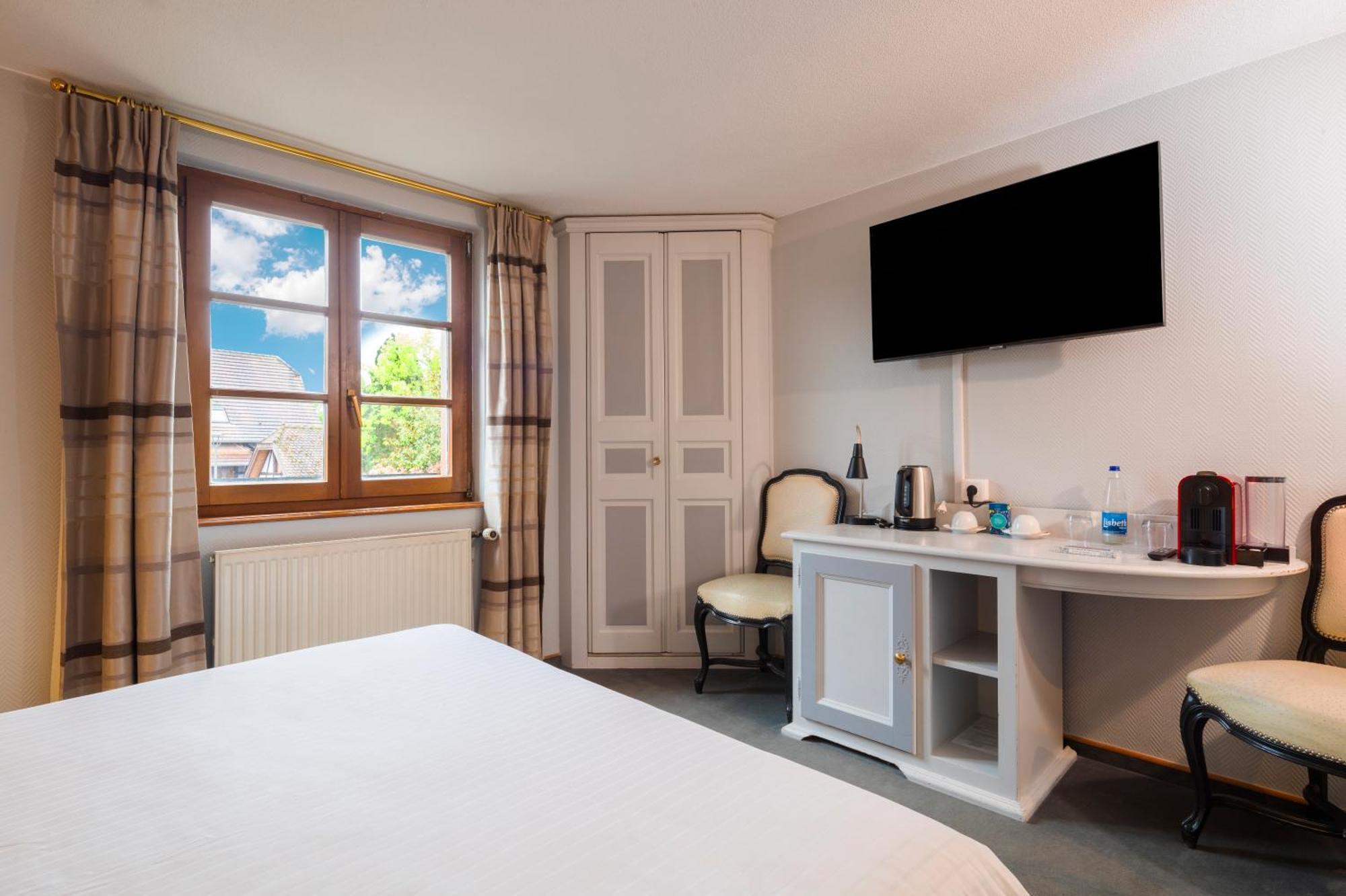 Restaurant Relais De La Poste - Strasbourg Nord 3* La Wantzenau